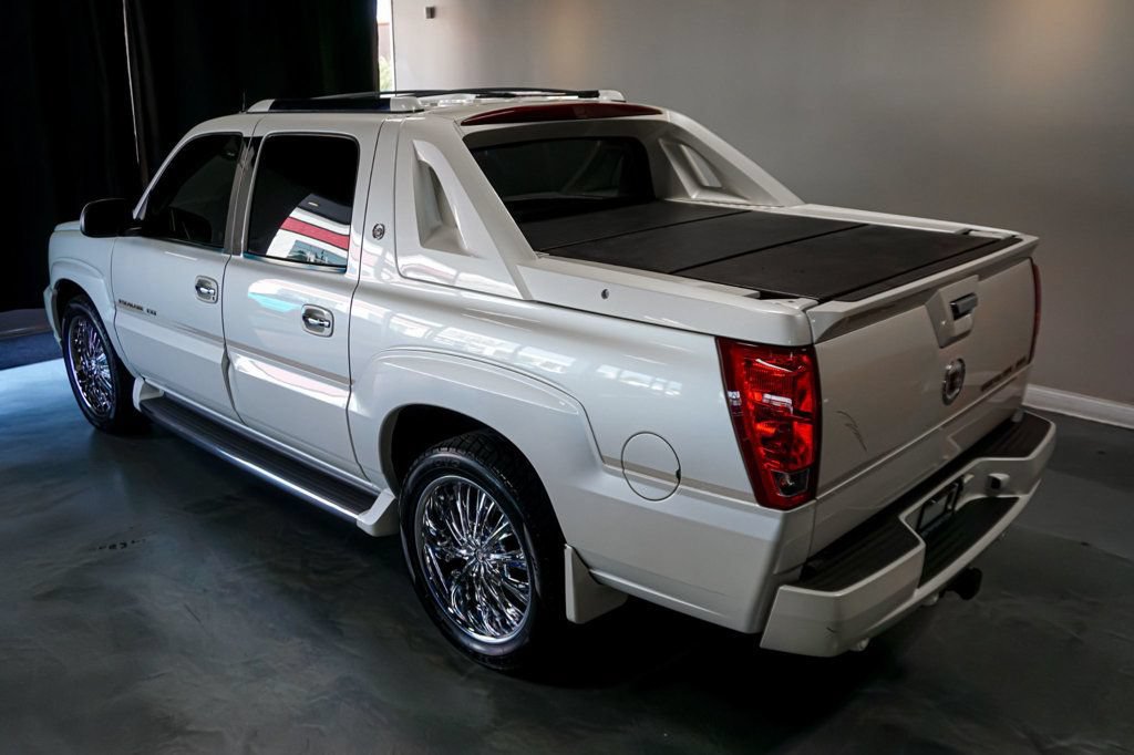 Used 2004 Cadillac Escalade EXT AWD/4WD image 68