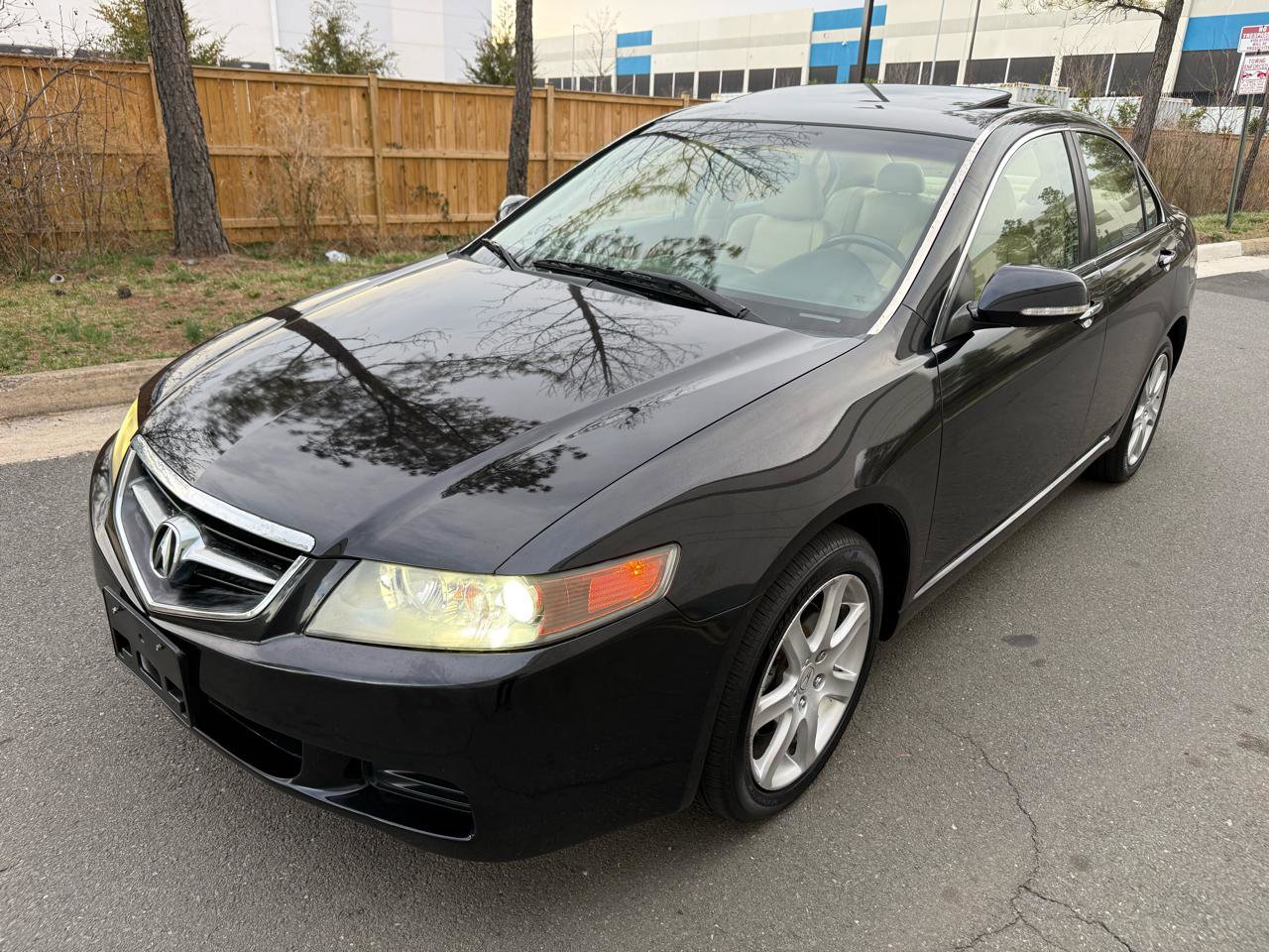 Used 2004 Acura TSX image 2
