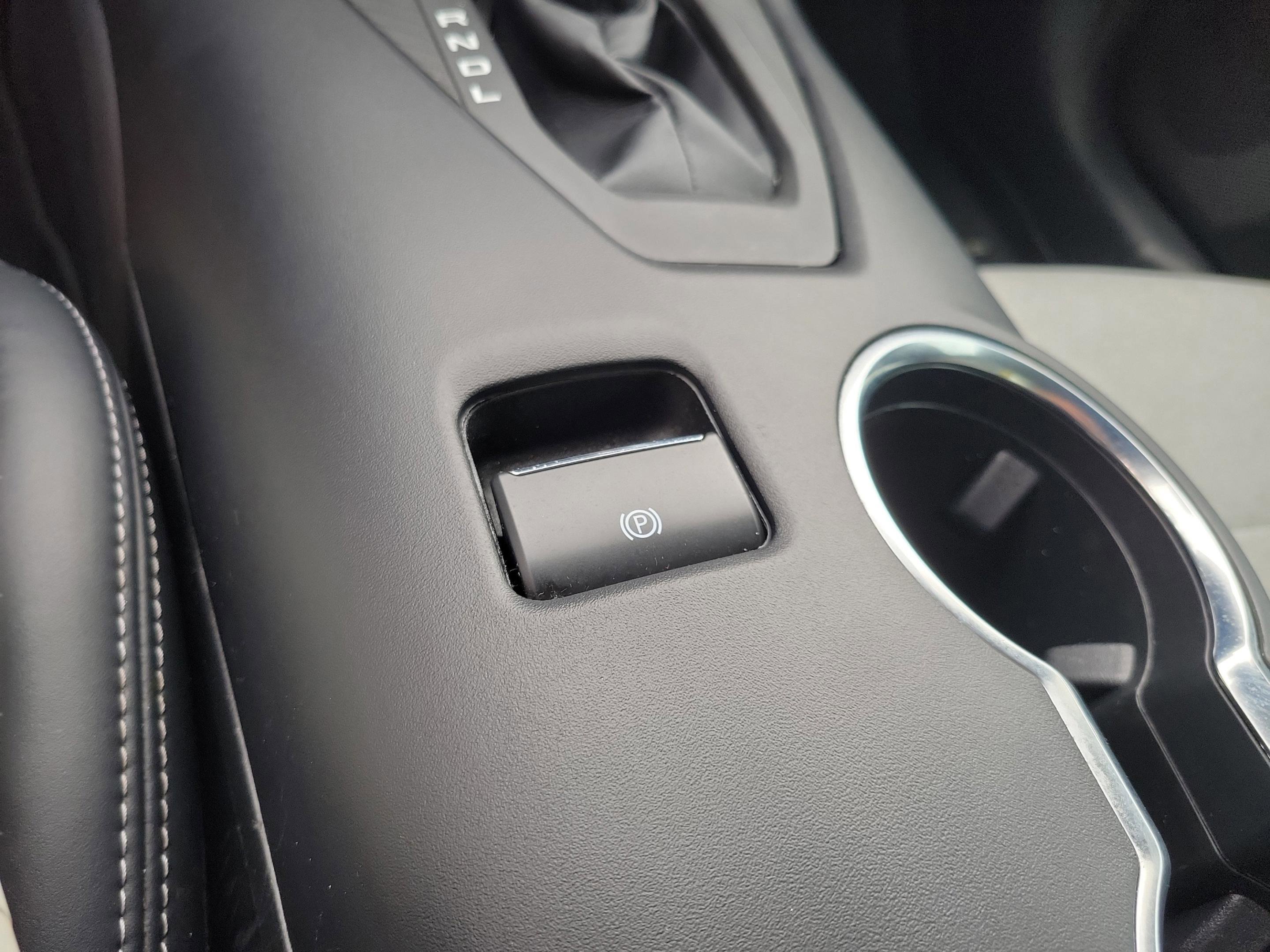 Used 2024 Ford Mustang Coupe RWD image 32
