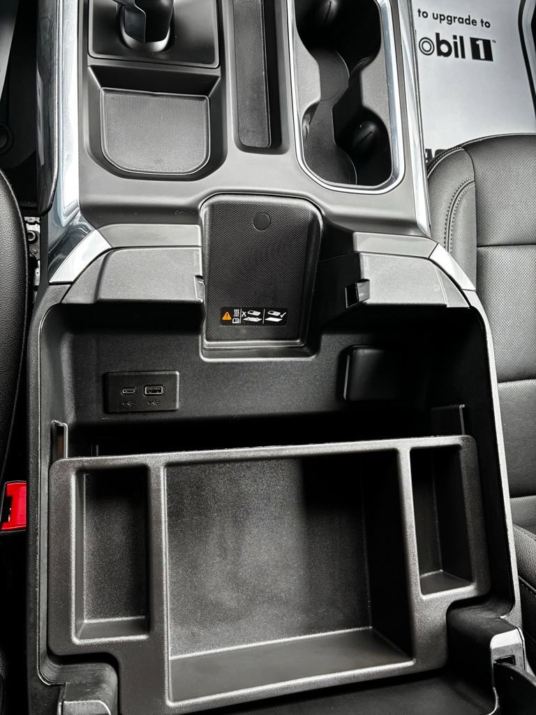 Used 2025 Chevrolet Silverado 1500 LTZ AWD/4WD image 24