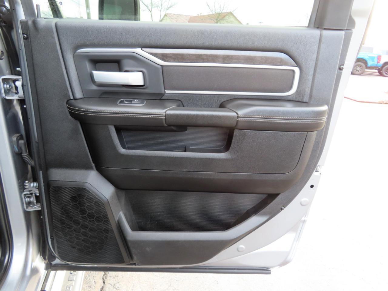 Used 2024 RAM 2500 Big Horn image 47