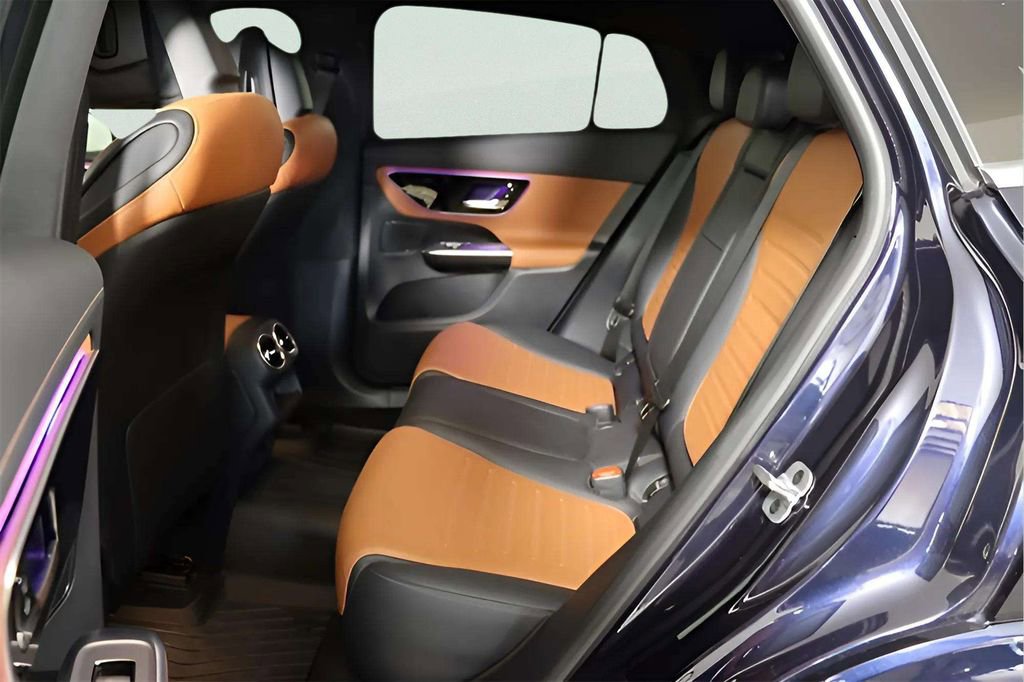 Used 2024 Mercedes-Benz GLC 300 4MATIC image 51