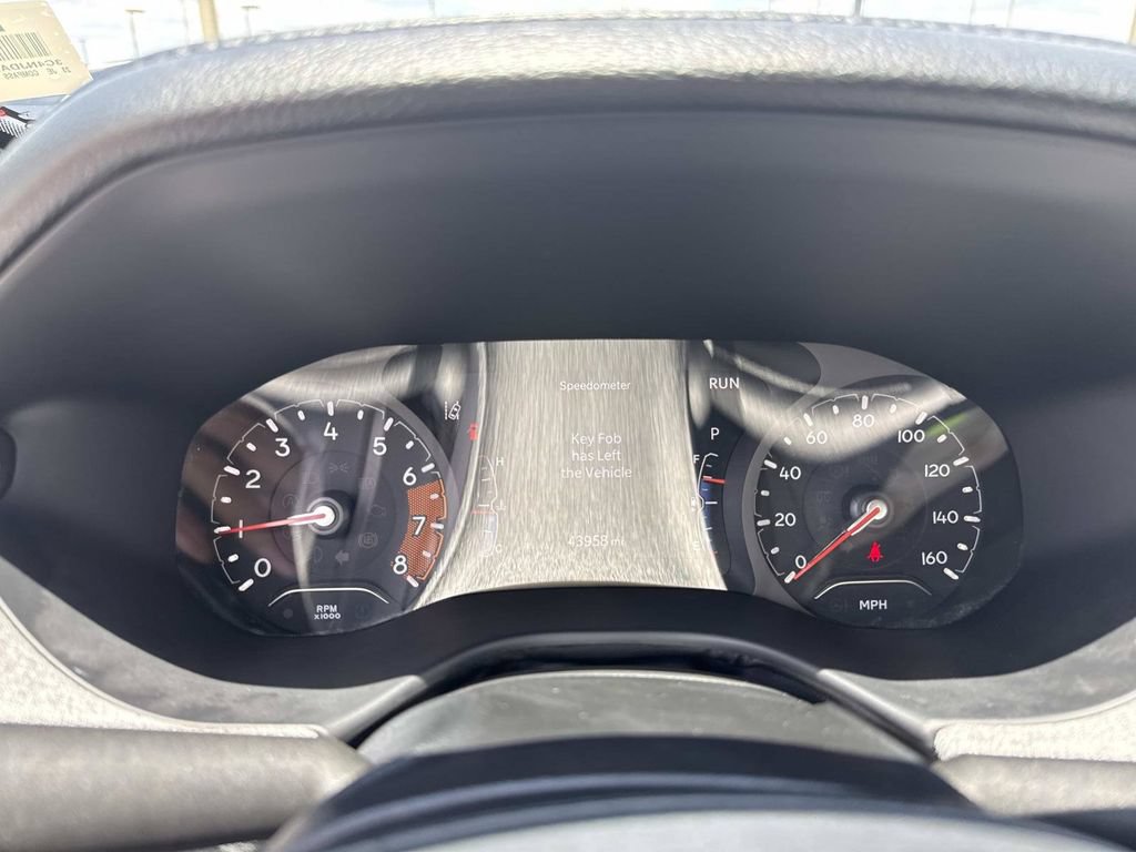 Used 2023 Jeep Compass Sport AWD/4WD image 33