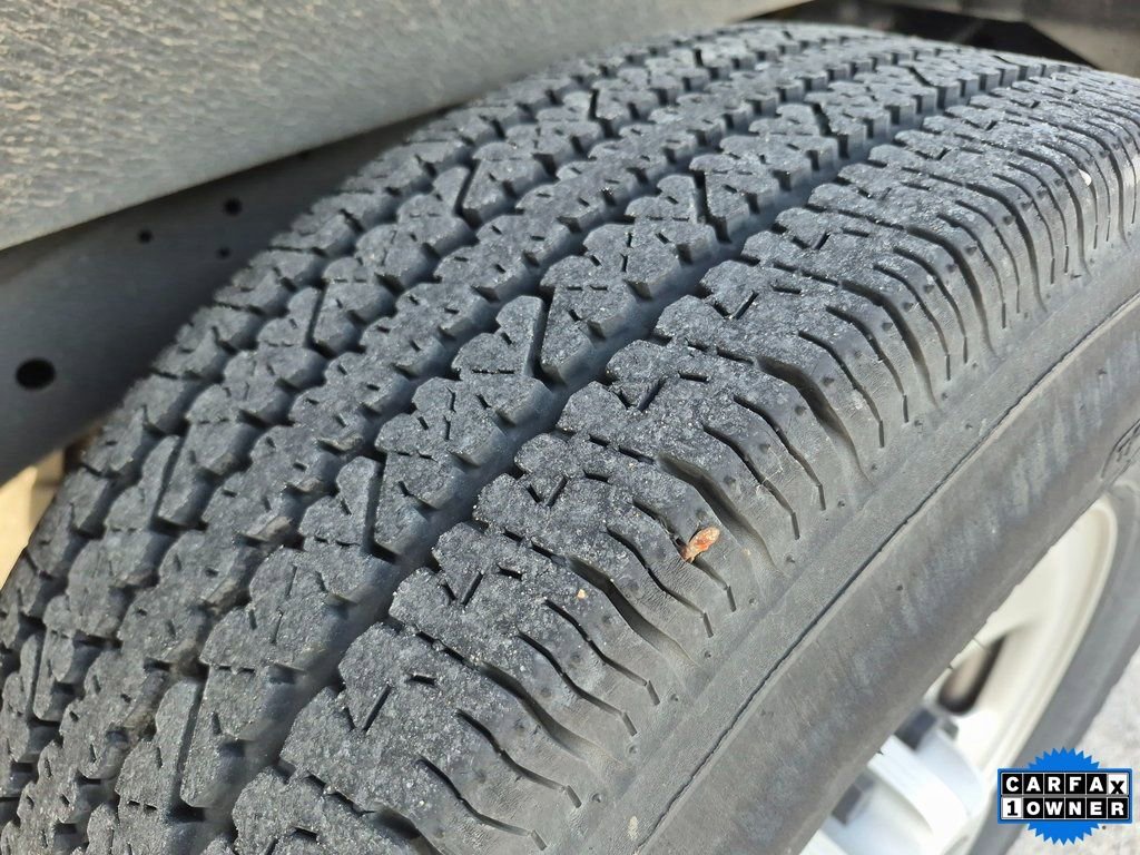 Certified 2024 Chevrolet Express 2500 Work Van w/ Driver Convenience Package image 12