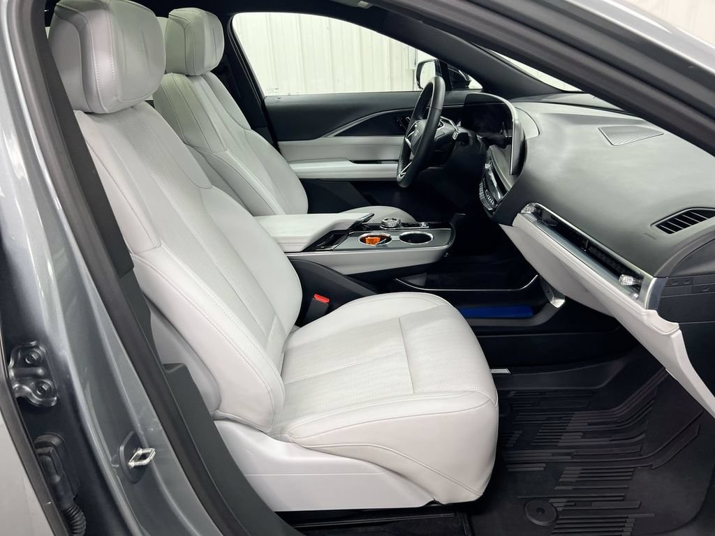 Used 2024 Cadillac Lyriq Luxury w/ LPO, Floor Liner Package RWD image 23