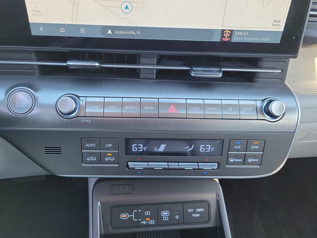 Certified 2025 Hyundai Kona Limited image 31