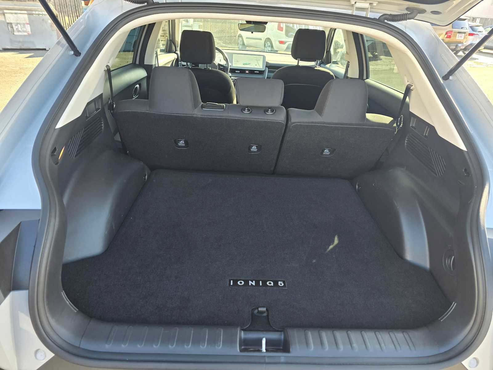 Used 2024 Hyundai Ioniq 5 SE image 17