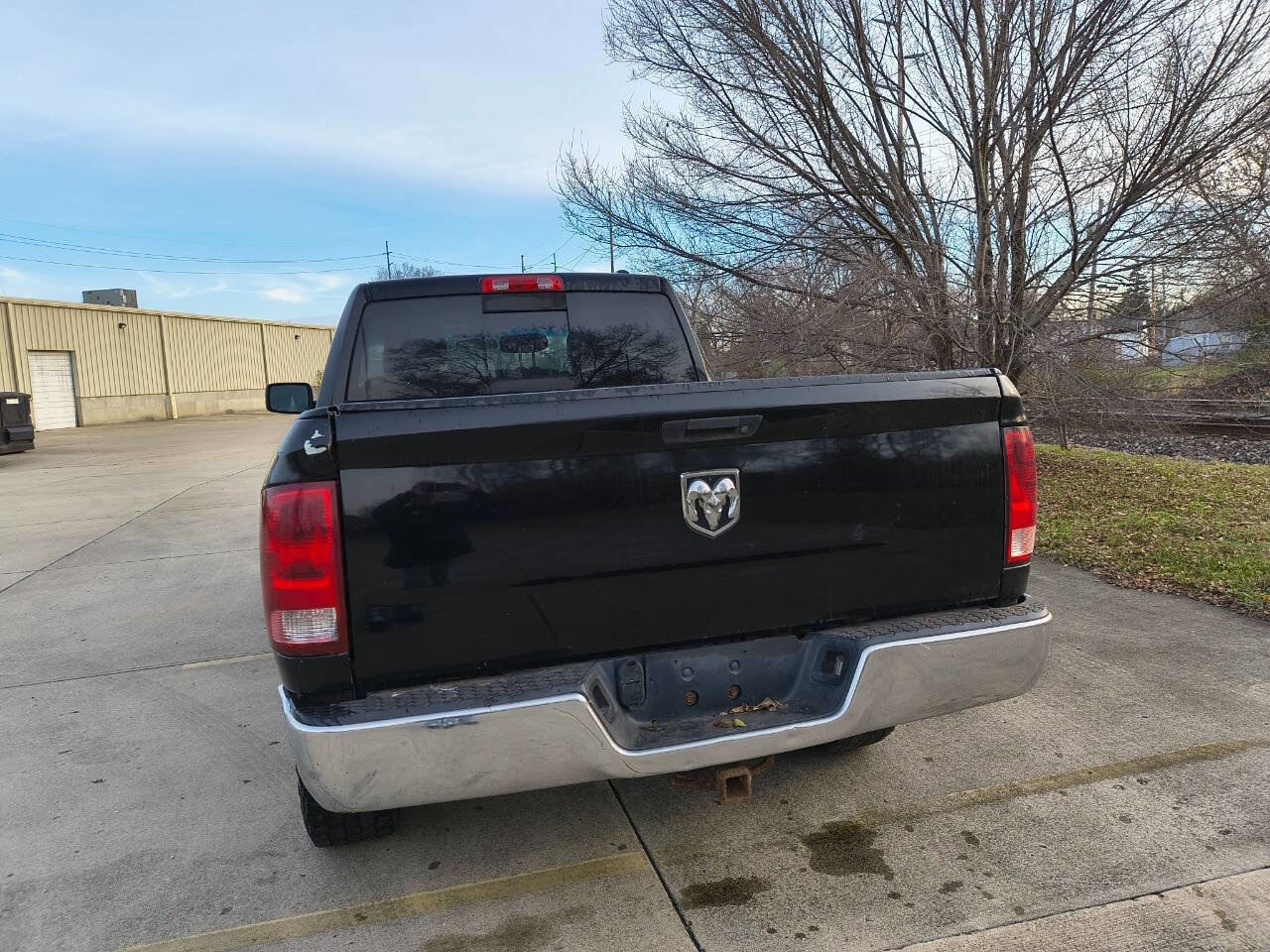 Used 2012 RAM 1500 Classic SLT image 2