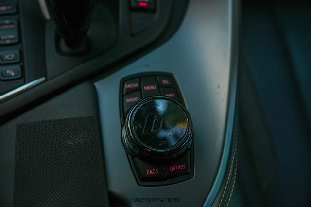 Used 2017 BMW i8 image 34