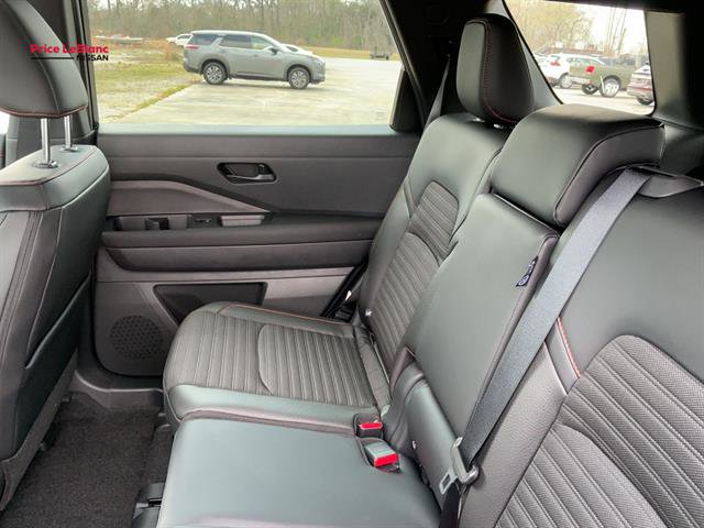 New 2026 Nissan Pathfinder Rock Creek AWD/4WD image 31