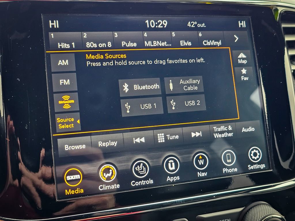 Used 2019 Jeep Grand Cherokee Limited image 22