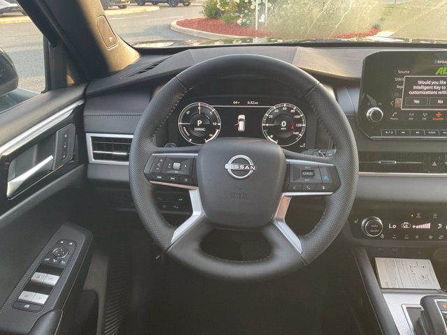 New 2026 Nissan Rogue Platinum AWD/4WD image 18