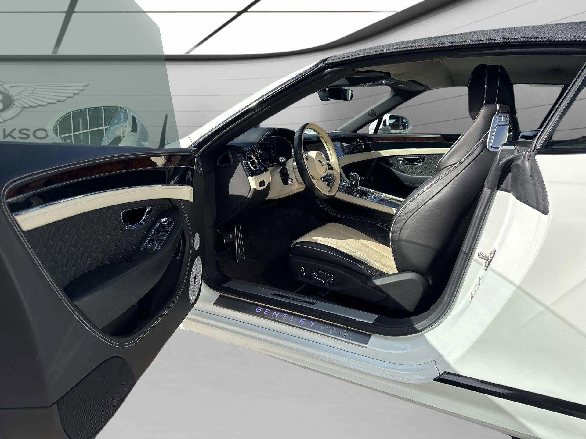 Used 2022 Bentley Continental GT Speed image 47