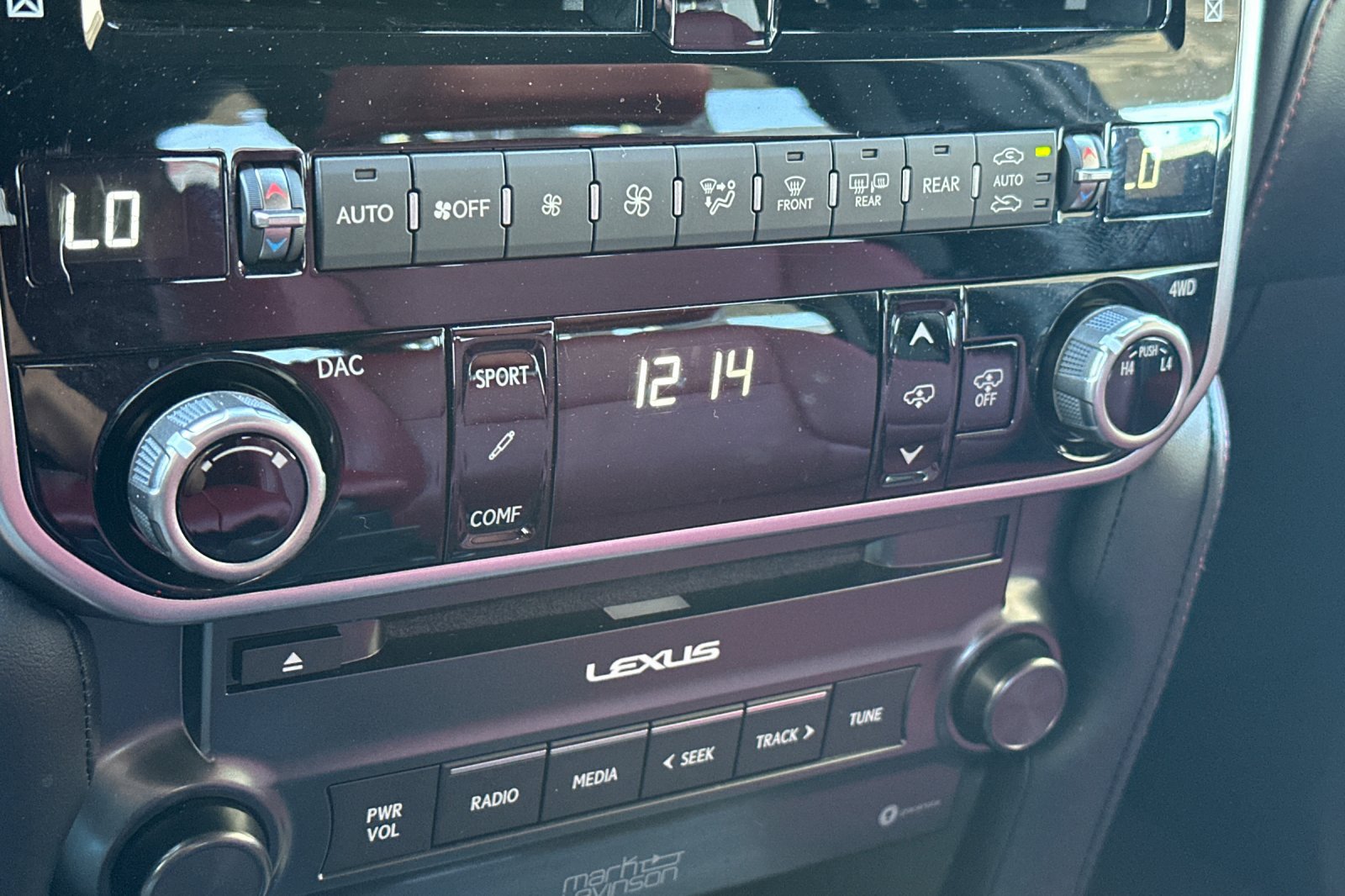 Certified 2023 Lexus GX 460 Luxury w/ Sport Design Package AWD/4WD image 22