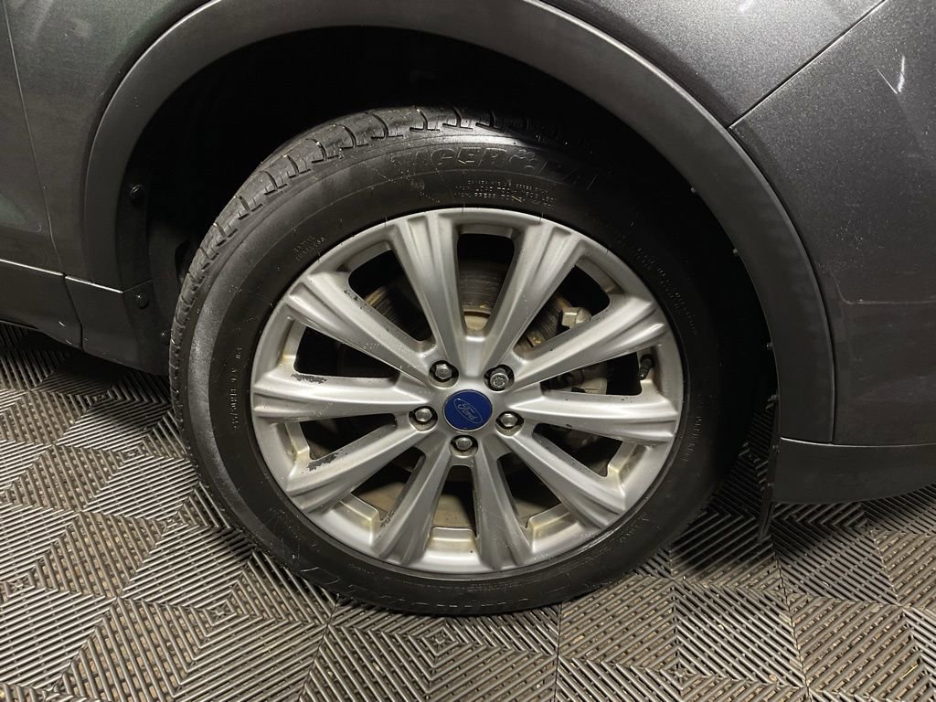 Used 2017 Ford Escape Titanium image 34