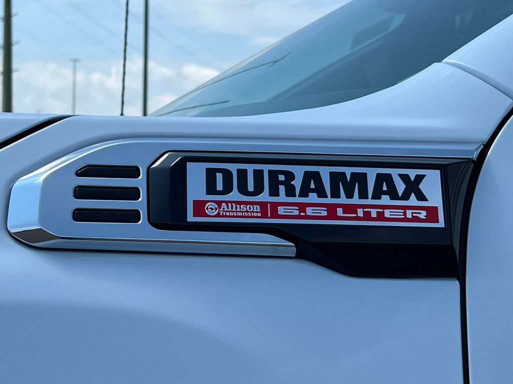 New 2026 GMC Sierra 2500 Denali w/ Denali Reserve Package AWD/4WD image 2