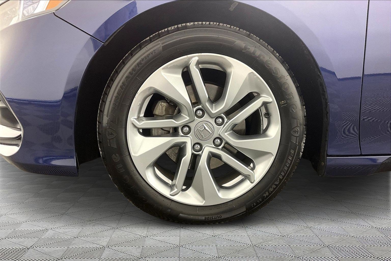 Used 2018 Honda Accord LX image 33