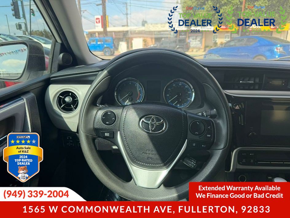 Used 2017 Toyota Corolla LE w/ Carpet Mat Package (TMS) FWD image 30