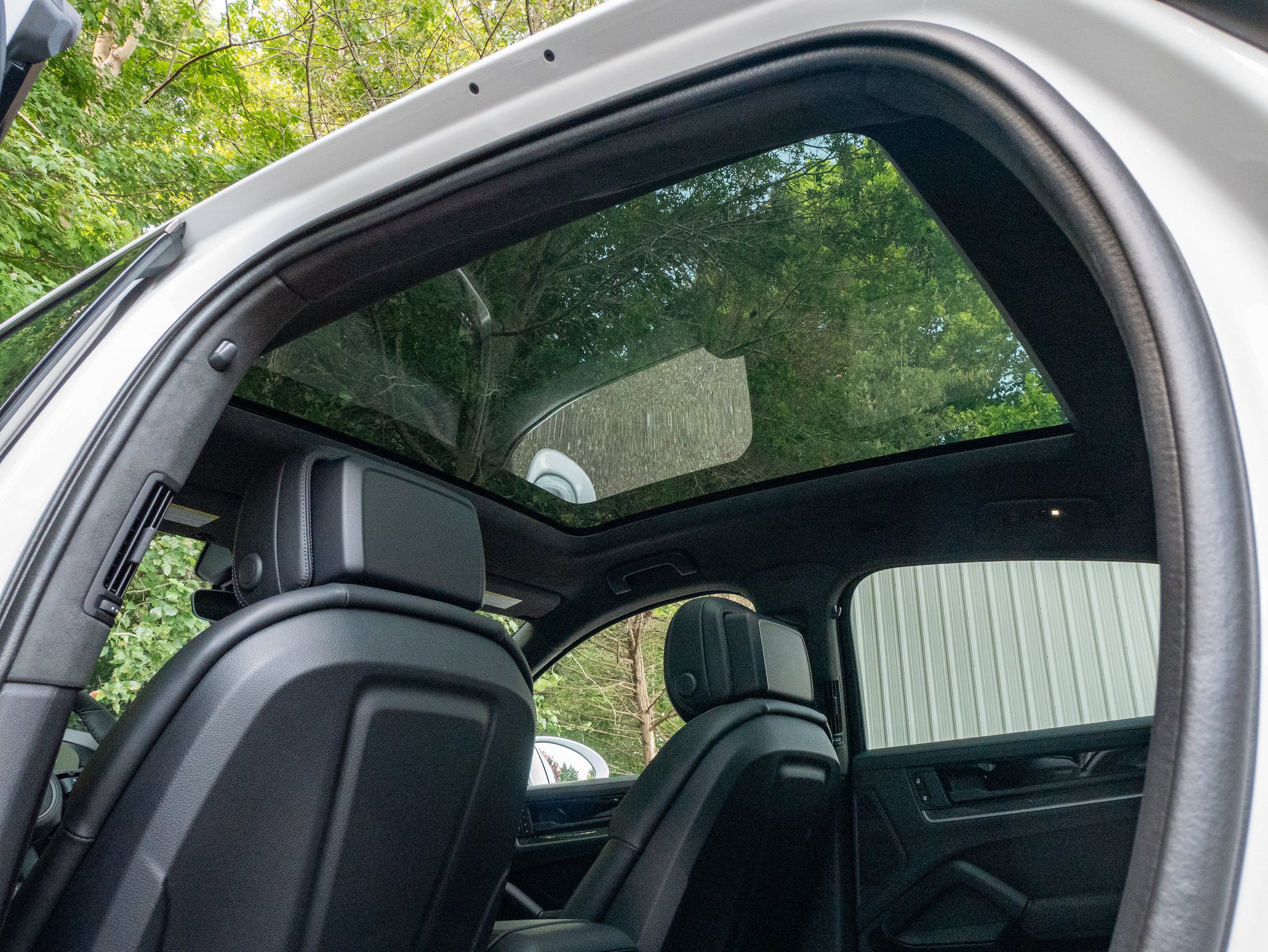 New 2025 Porsche Cayenne Turbo AWD/4WD image 41