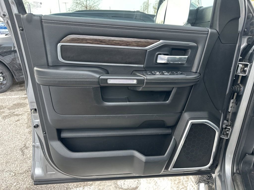 Used 2019 RAM 2500 Laramie image 59
