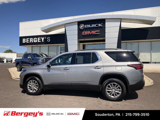 Used 2023 Chevrolet Traverse LT AWD/4WD image 23