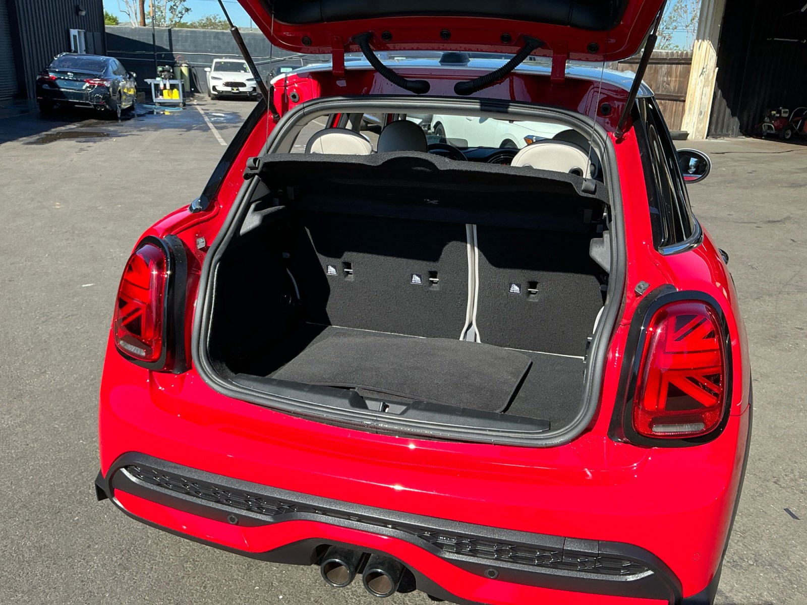 Used 2024 MINI Cooper S image 25