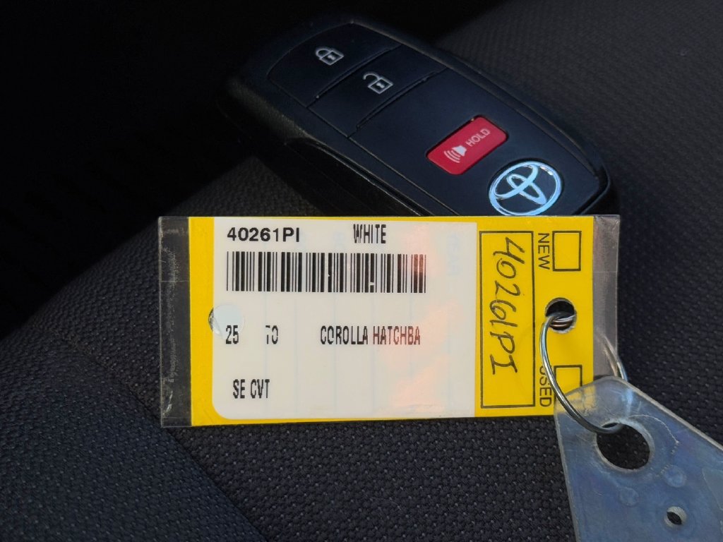 Certified 2025 Toyota Corolla SE w/ SE Package FWD image 23