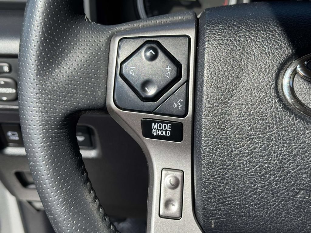 Used 2022 Toyota 4Runner TRD Sport w/ Technology Package AWD/4WD image 22