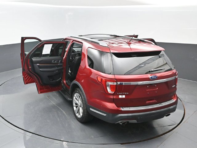 Certified 2019 Ford Explorer Limited w/ Ford Safe & Smart Package AWD/4WD image 29