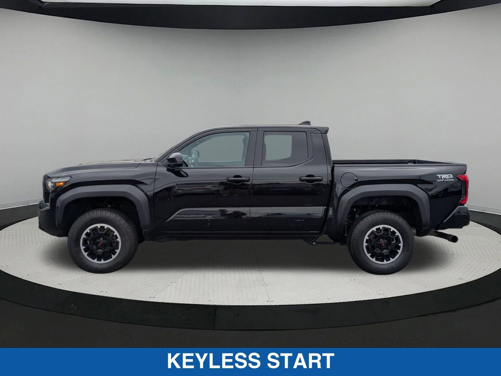 Used 2024 Toyota Tacoma TRD Off-Road AWD/4WD image 7