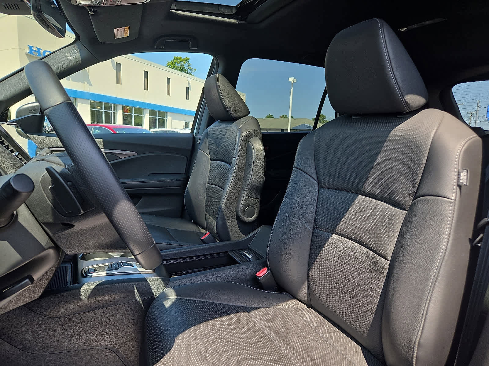 Used 2022 Honda Passport EX-L image 16