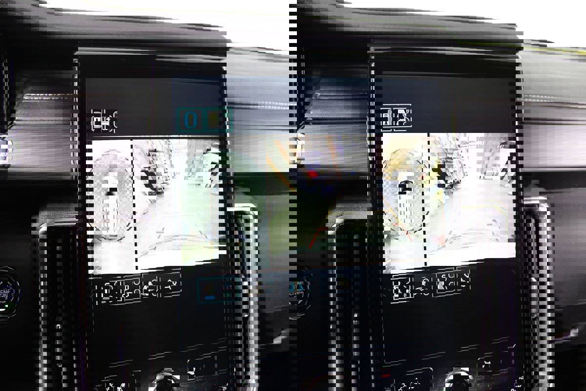 Used 2025 GMC Acadia Elevation image 33