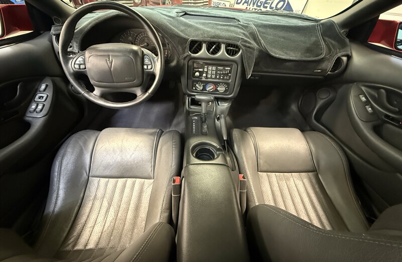 Used 1998 Pontiac Firebird Formula RWD image 18