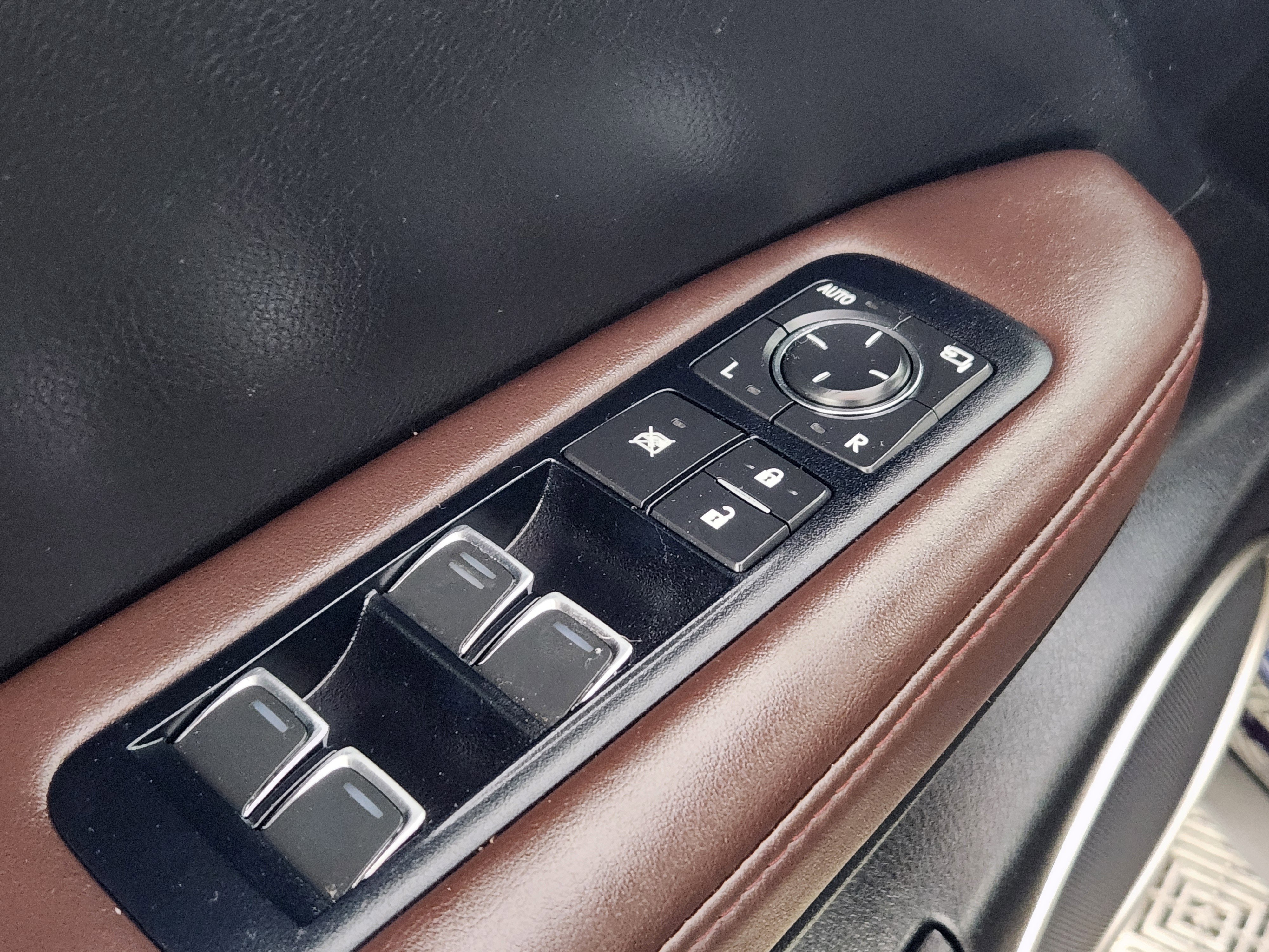 Used 2017 Lexus RX 350 AWD image 17