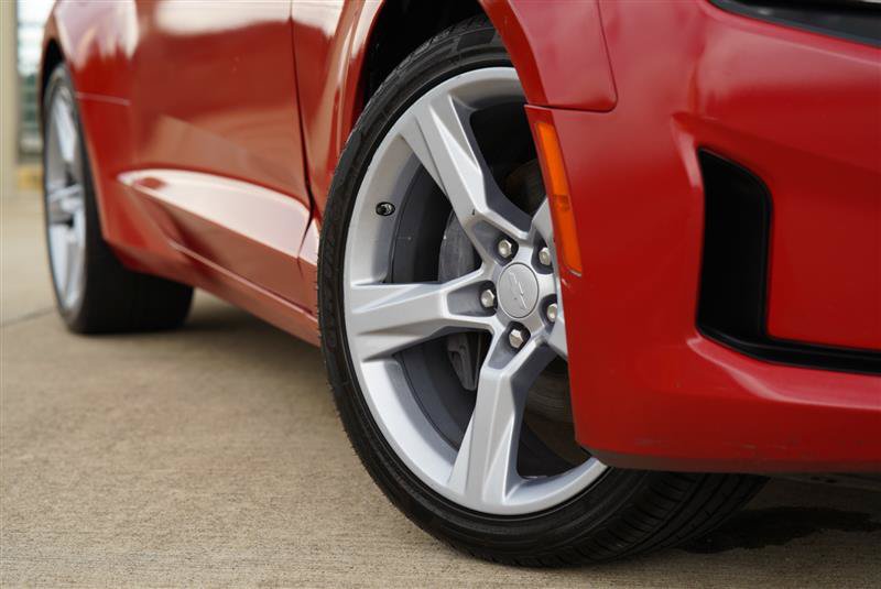 Used 2016 Chevrolet Camaro SS RWD image 19