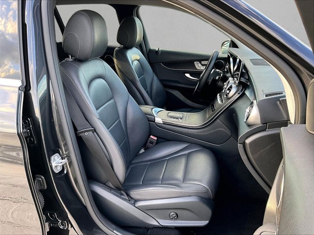 Certified 2021 Mercedes-Benz GLC 300 image 9