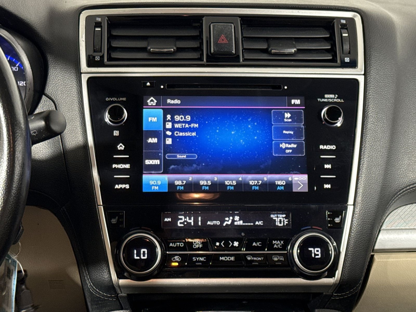 Used 2019 Subaru Outback 2.5i Premium AWD/4WD image 18