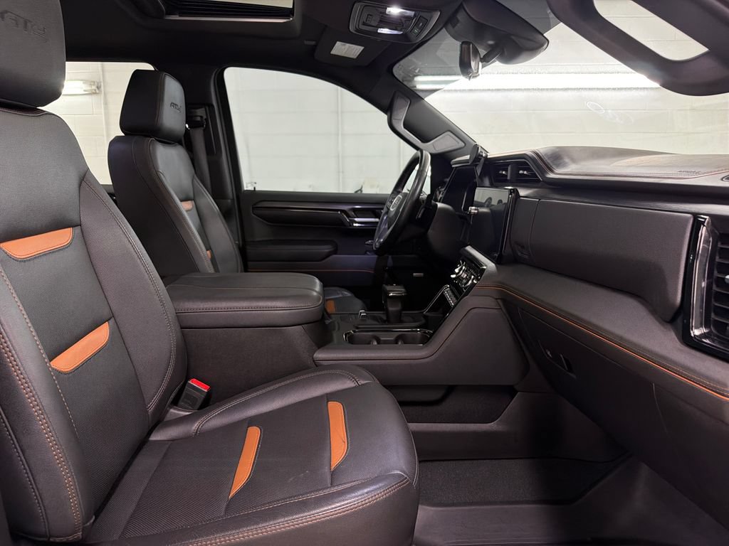 Used 2023 GMC Sierra 1500 AT4 w/ Technology Package AWD/4WD image 30