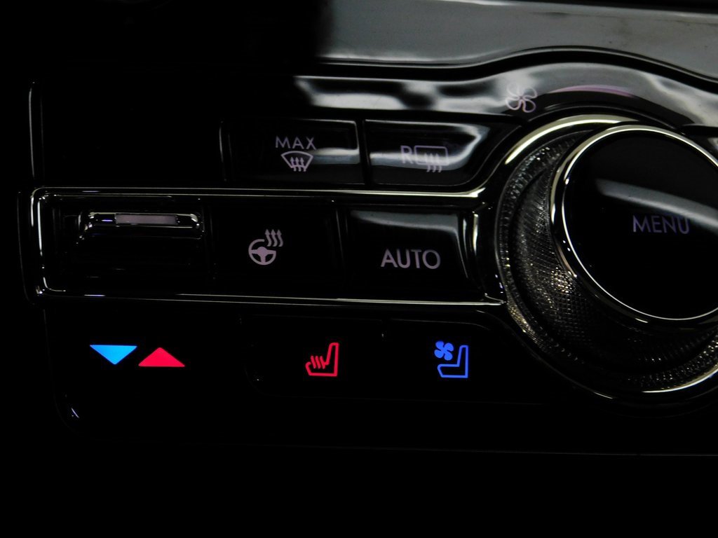 Used 2021 Lincoln Corsair Reserve image 46