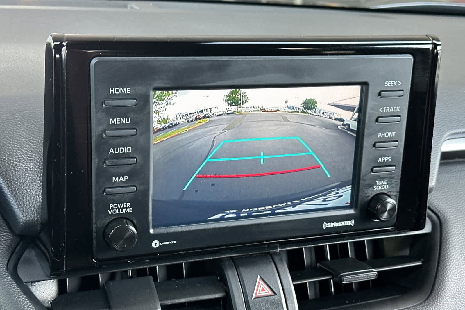 Certified 2021 Toyota RAV4 LE AWD/4WD image 21