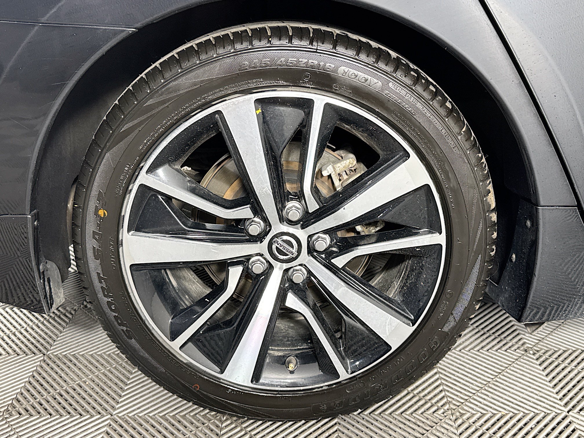 Used 2022 Nissan Maxima SL FWD image 31