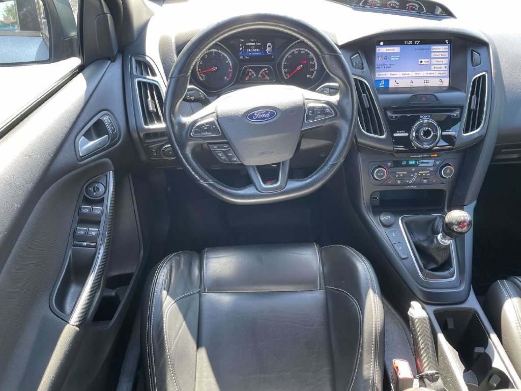 Used 2018 Ford Focus ST w/ Equipment Group 402A FWD image 21