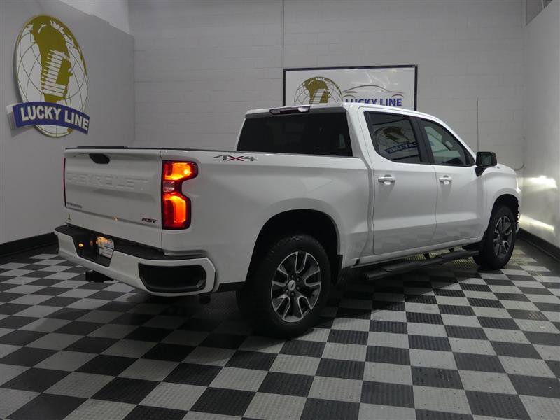 Used 2020 Chevrolet Silverado 1500 RST w/ RST Value Package AWD/4WD image 10
