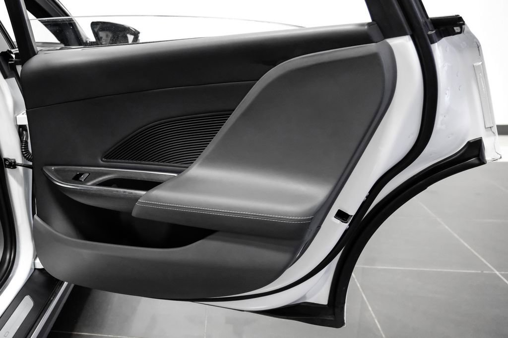 Used 2022 Lucid Air Grand Touring image 41