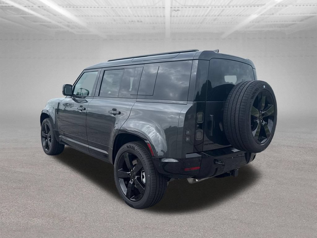 New 2026 Land Rover Defender 110 X-Dynamic SE AWD/4WD image 3