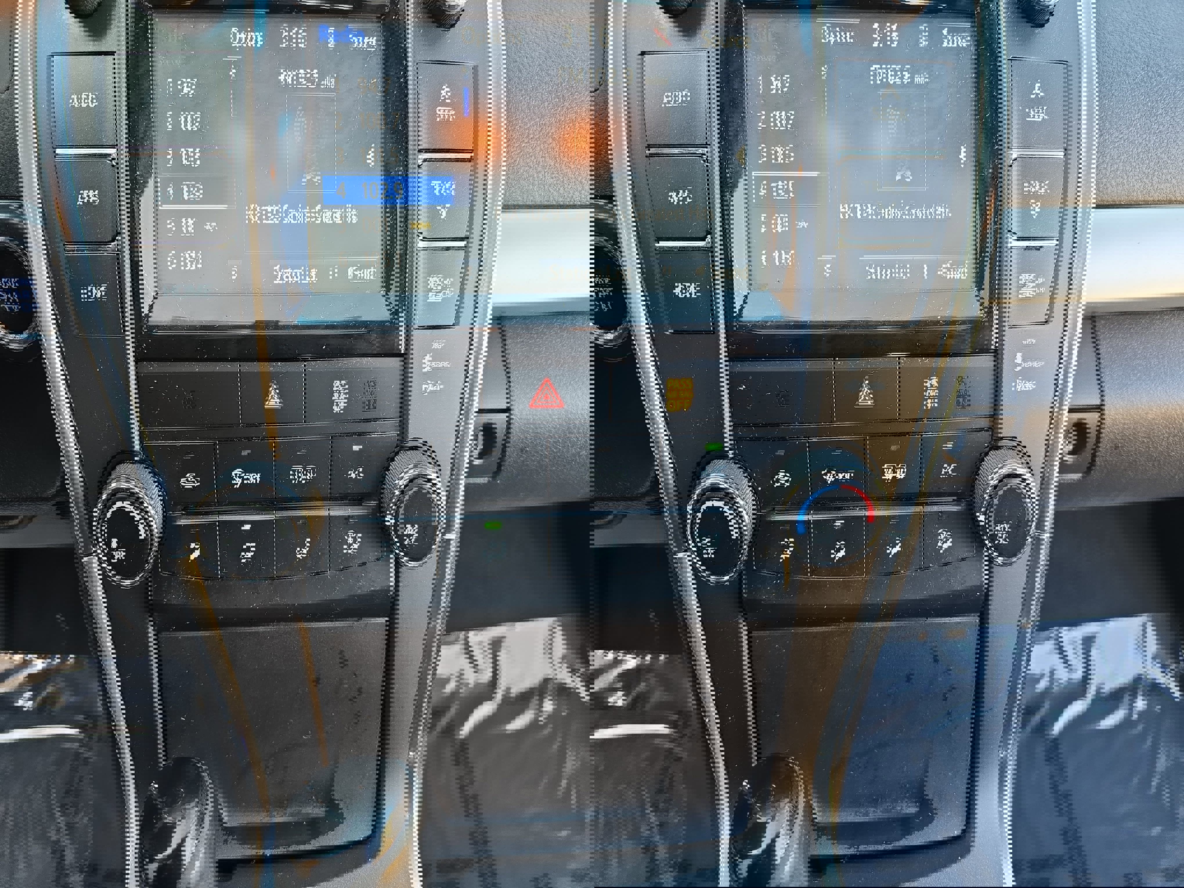 Used 2015 Toyota Camry SE w/ Moonroof Package image 21