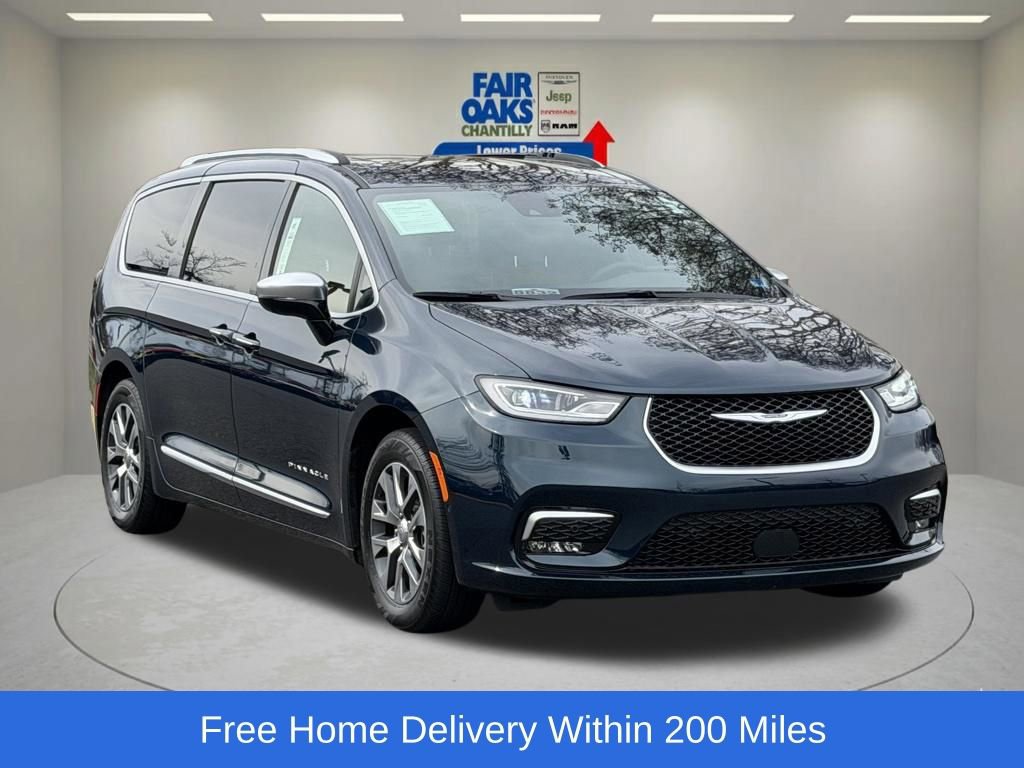 Certified 2023 Chrysler Pacifica Pinnacle