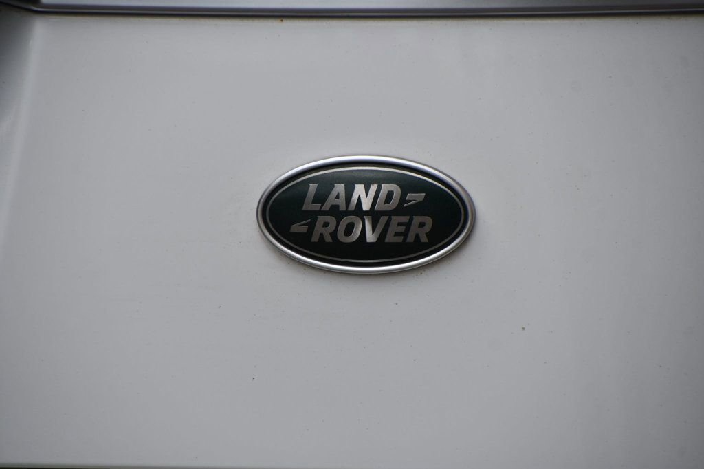 Used 2018 Land Rover Range Rover HSE image 21