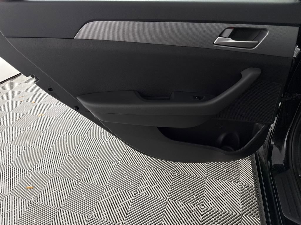 Used 2019 Hyundai Sonata SE image 12