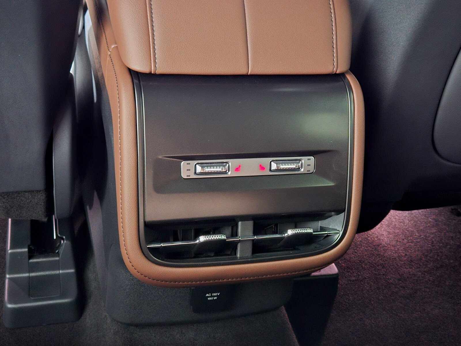 New 2026 Lincoln Nautilus Reserve w/ Jet Appearance Package AWD/4WD image 17